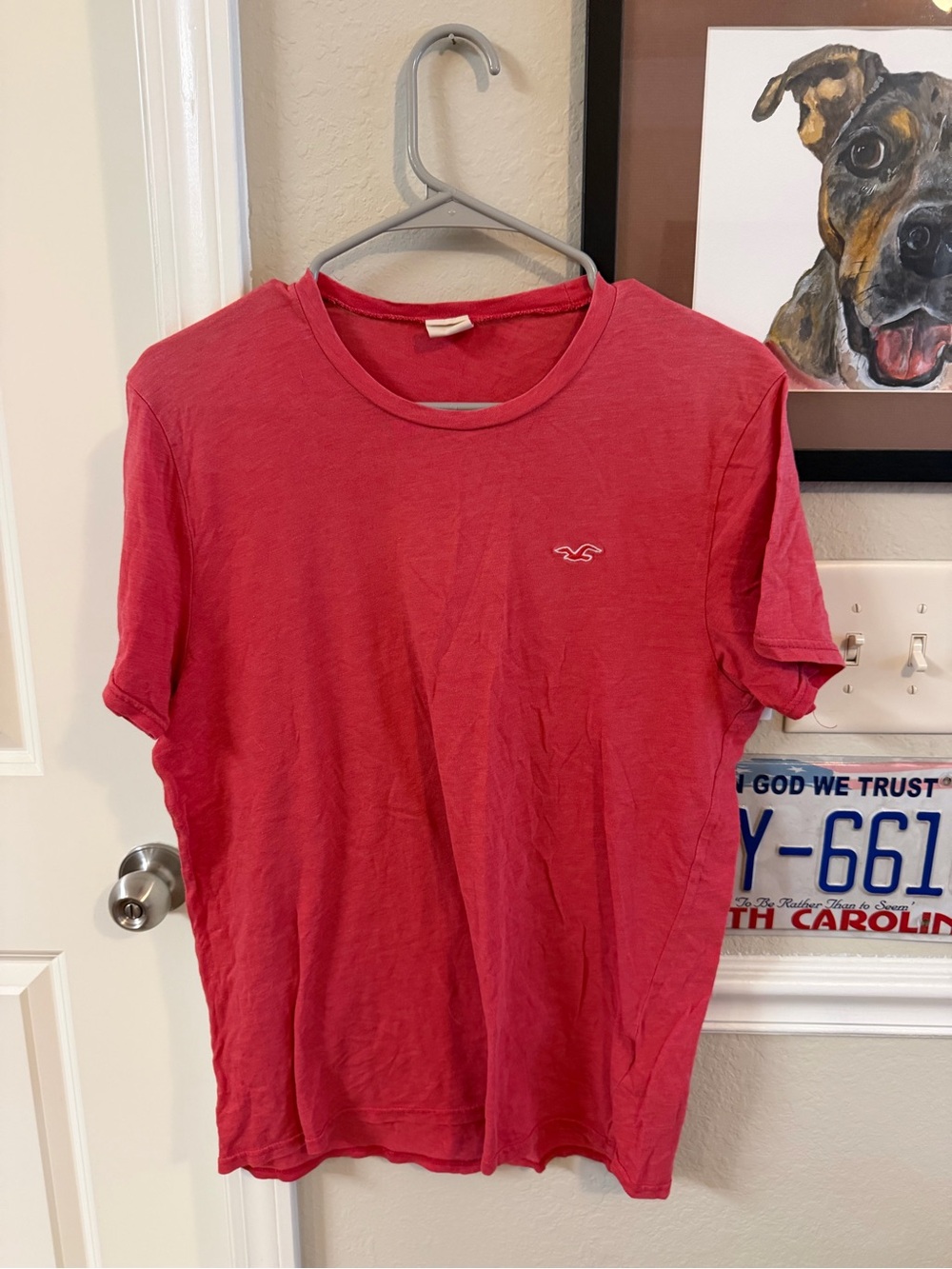 Hollister Short-Sleeve Crew T-Shirt in Coral